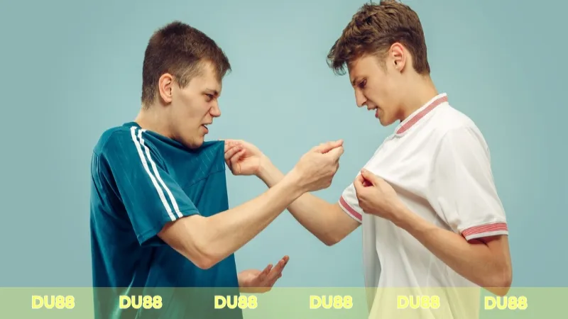 nằm mơ thấy đánh nhau đánh số gì